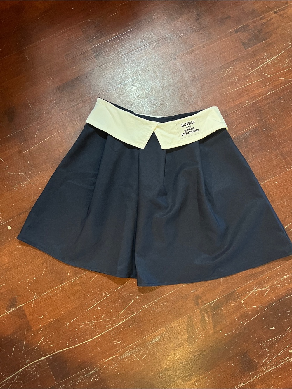 🌻3/$15🌻 Zara Navy Skater Skirt with Cream Foldover Waist